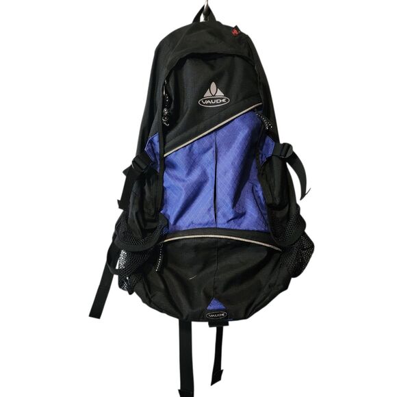 Vaude Hiking Backpack Blue And Black  Outdoor Camping cycling - Picture 1 of 12